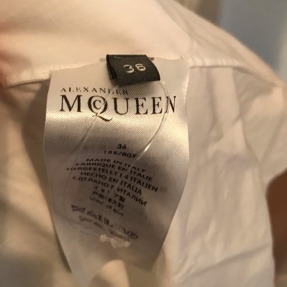 Alexander McQueen top runway item white size 36 bullet remains inside $1090 - Picture 5 of 14